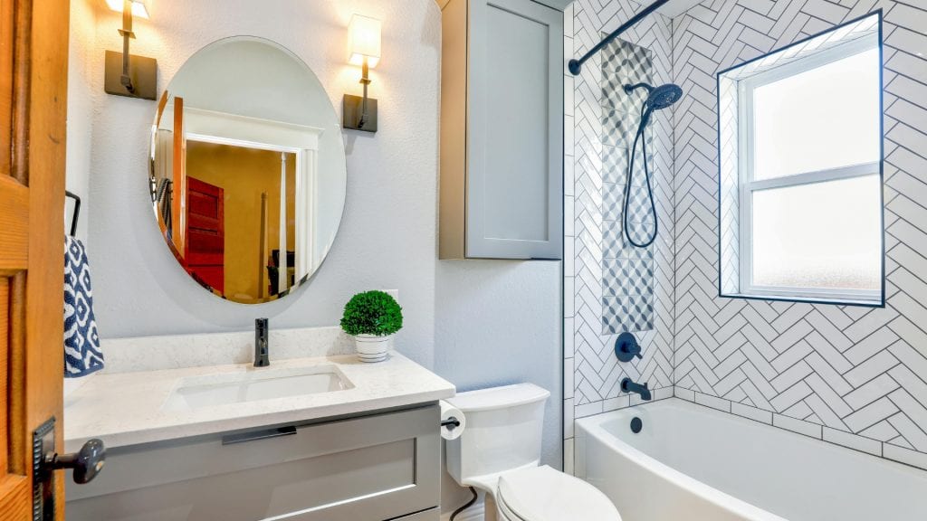 ensuite for hmo